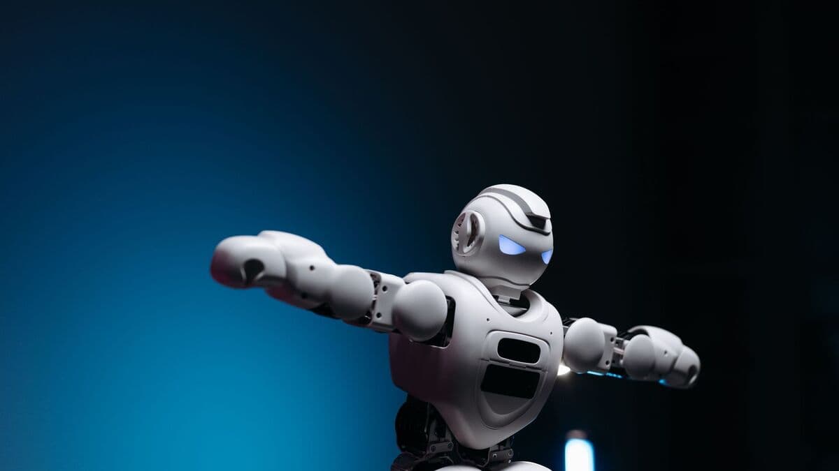 AI SYSTEMS & AGENT DEVELOPMENT